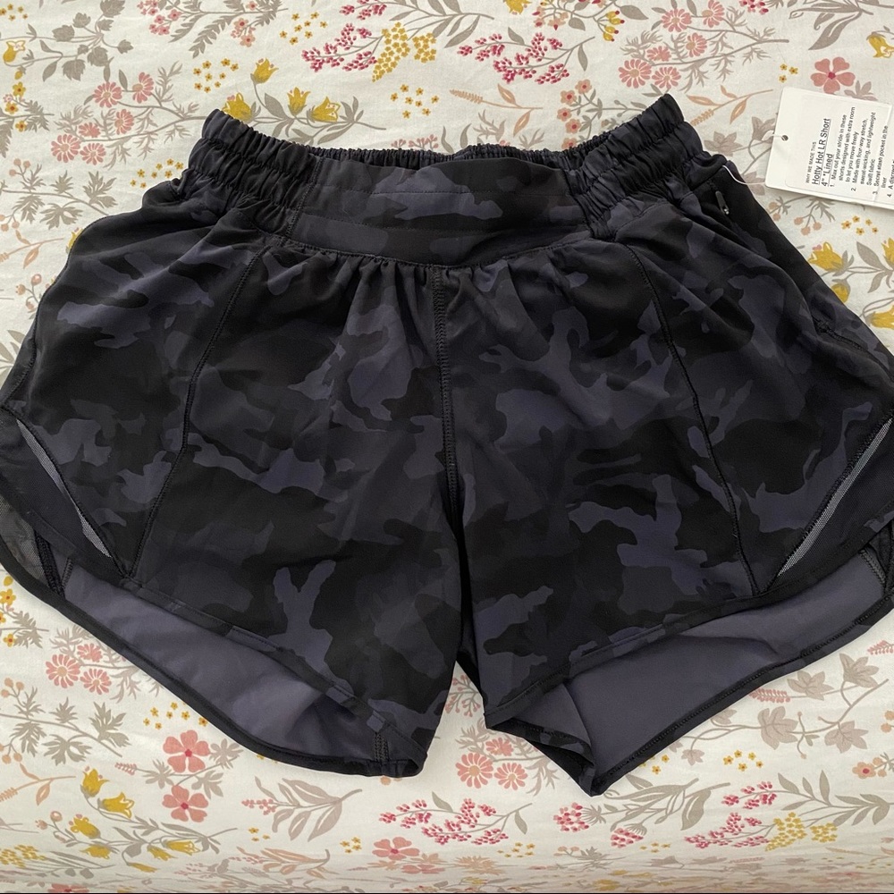 Hotty Hot Short II Long 4” Lined Incognito Camo